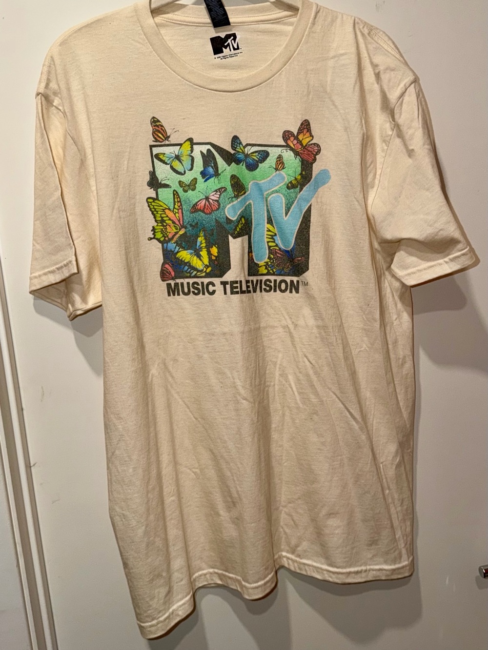 Men's GildanMTV Graphic T-Shirt - 100% cotton - Large